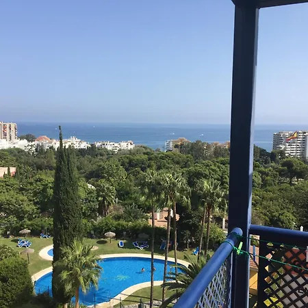 Vistas Al Mar Y Parque De La Paloma, A/c Arroyo De La Miel