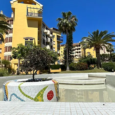 Vistas Al Mar Y Parque De La Paloma, A/c Apartment